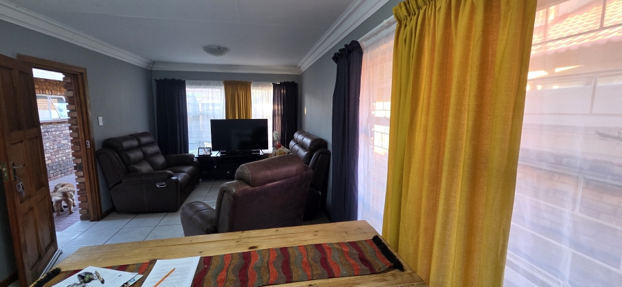 3 Bedroom Property for Sale in Camelot Northern Cape